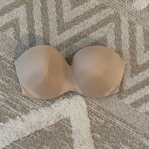 Victoria’s Secret Strapless Bra